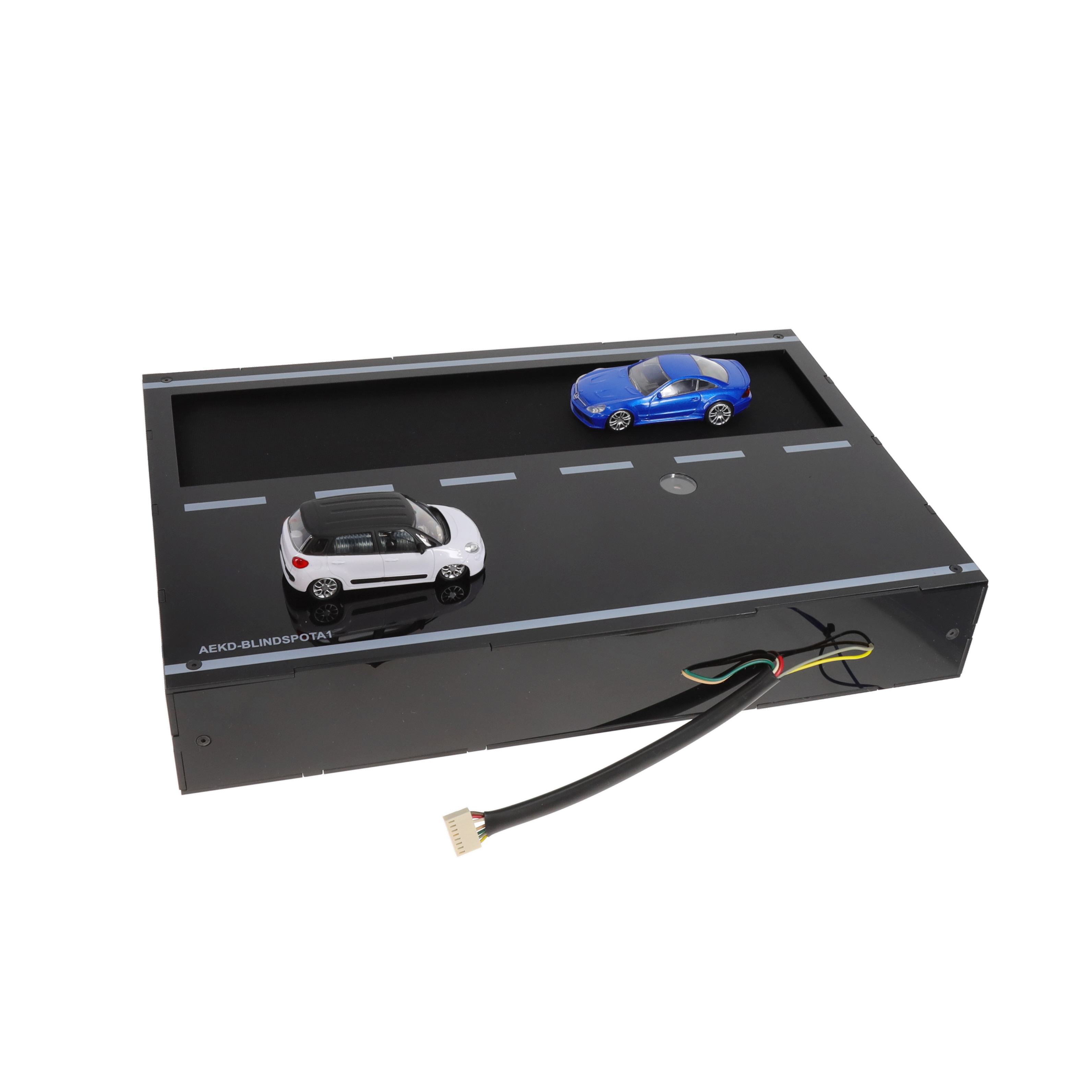 AEKD-BLINDSPOTA1 AEKD-BLINDSPOTA1