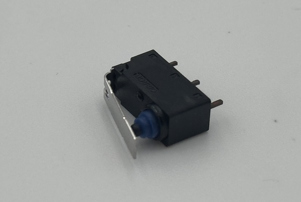 D2HW-A261D от OMRON: идеальный переключатель для промышленной автоматики
