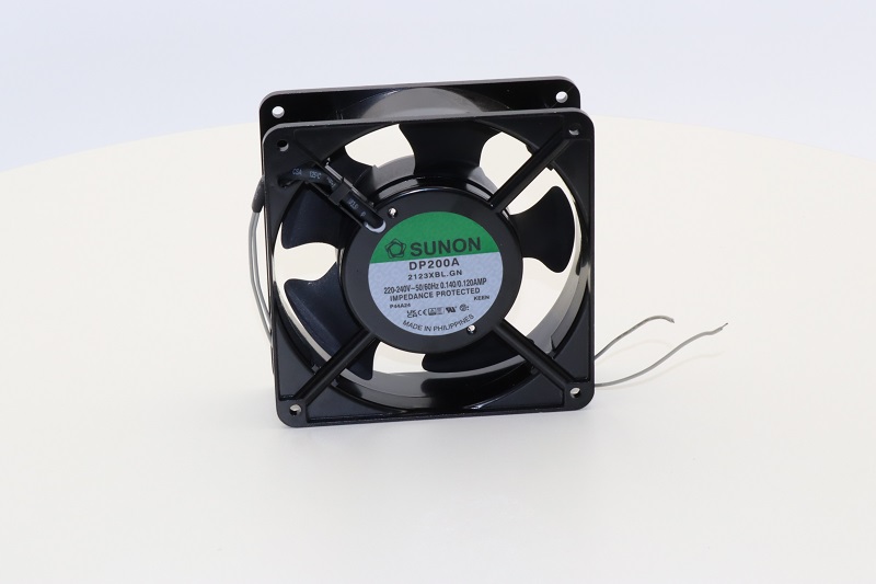 Вентилятор DP200A2123XBL.GN от SUNON: Надежное охлаждение 220В