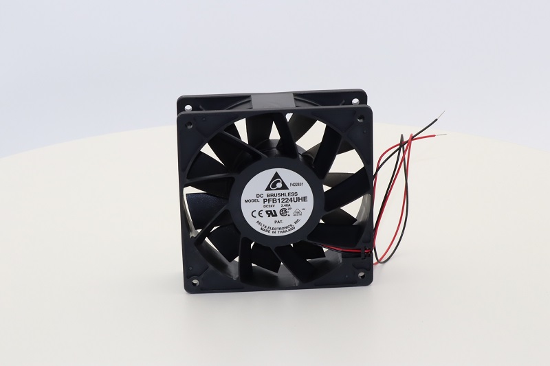Вентилятор PFB1224UHE от Delta Electronics: Обзор и Характеристики