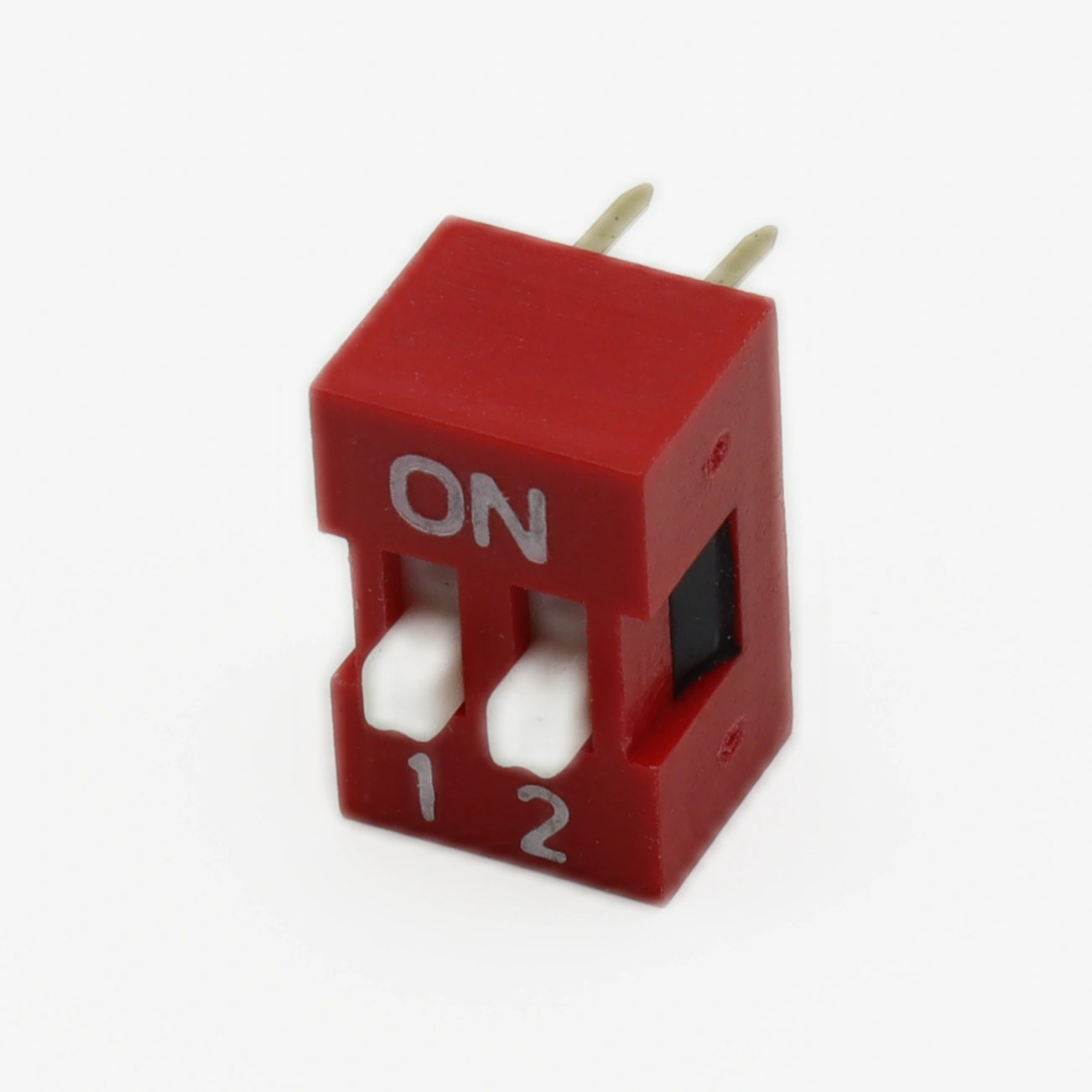 DS1040-02RN малогабаритный DIP-переключатель на 2 позиции (две независимые группы контактов) от CONNFLY для систем промышленной автоматики