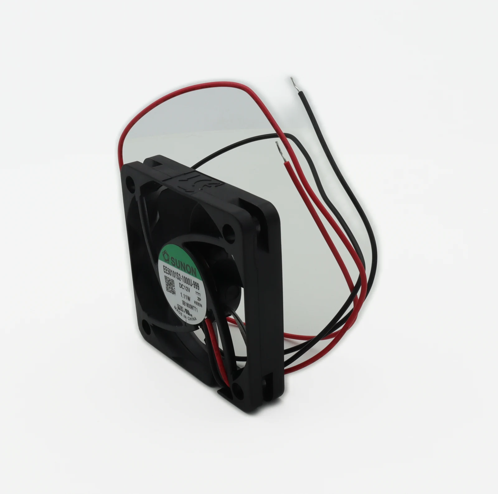 EE50101S2-1000U-999 от SUNON фото 1 EE50101S2-1000U-999 от SUNON фото 1