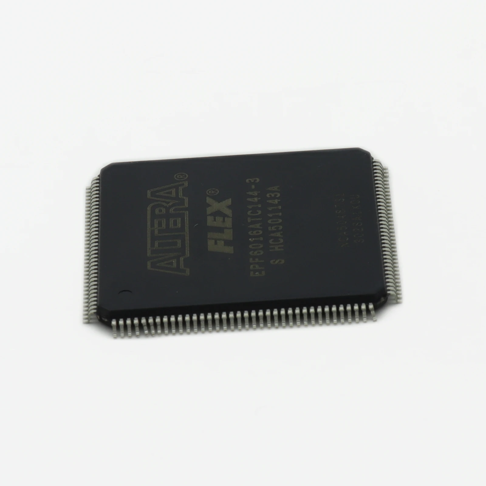 Применение EPF6016ATC144-3