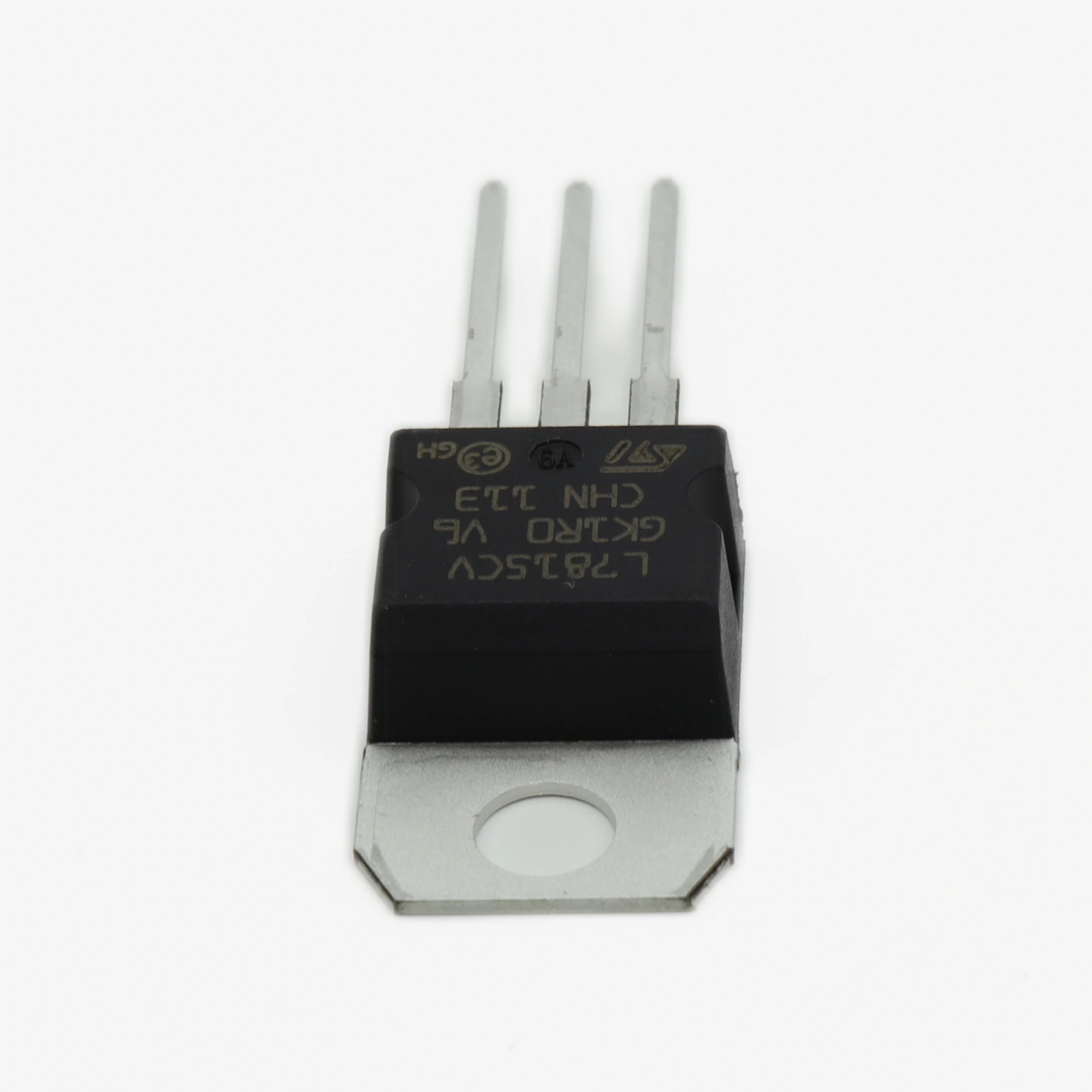 Применение L7815CV
