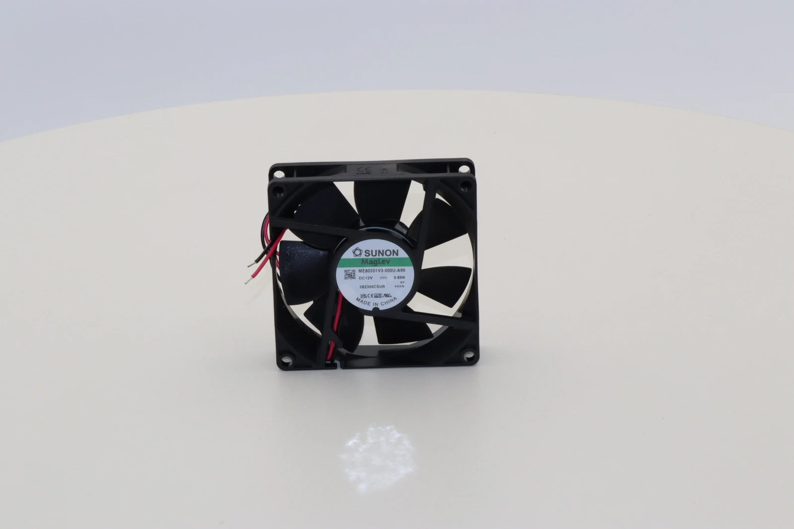 Обзор ME80201V3-000U-A99 от Sunon Fans: Надежный Вентилятор: FAN 80X80X20MM 12VDC VAPO Обзор ME80201V3-000U-A99 от Sunon Fans: Надежный Вентилятор: FAN 80X80X20MM 12VDC VAPO