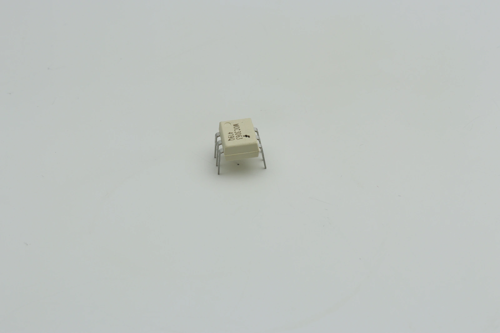 MOC3063M от Lite-On Inc. фото 1