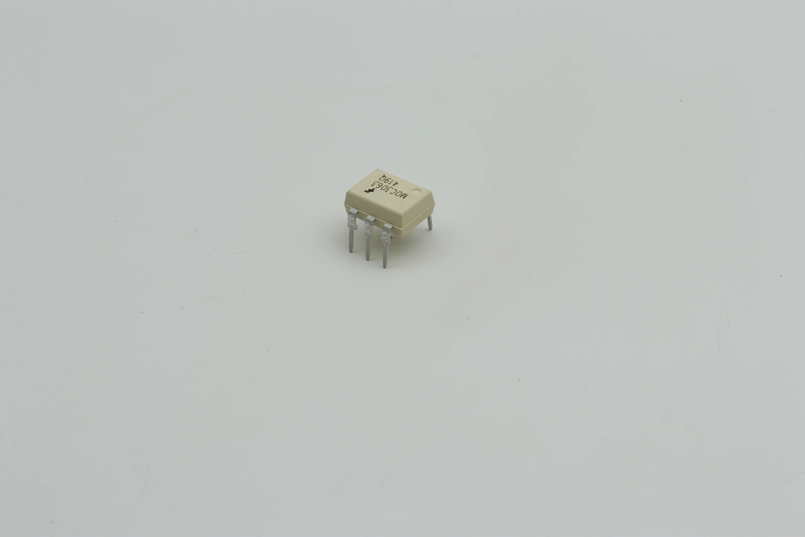 Применение MOC3063M
