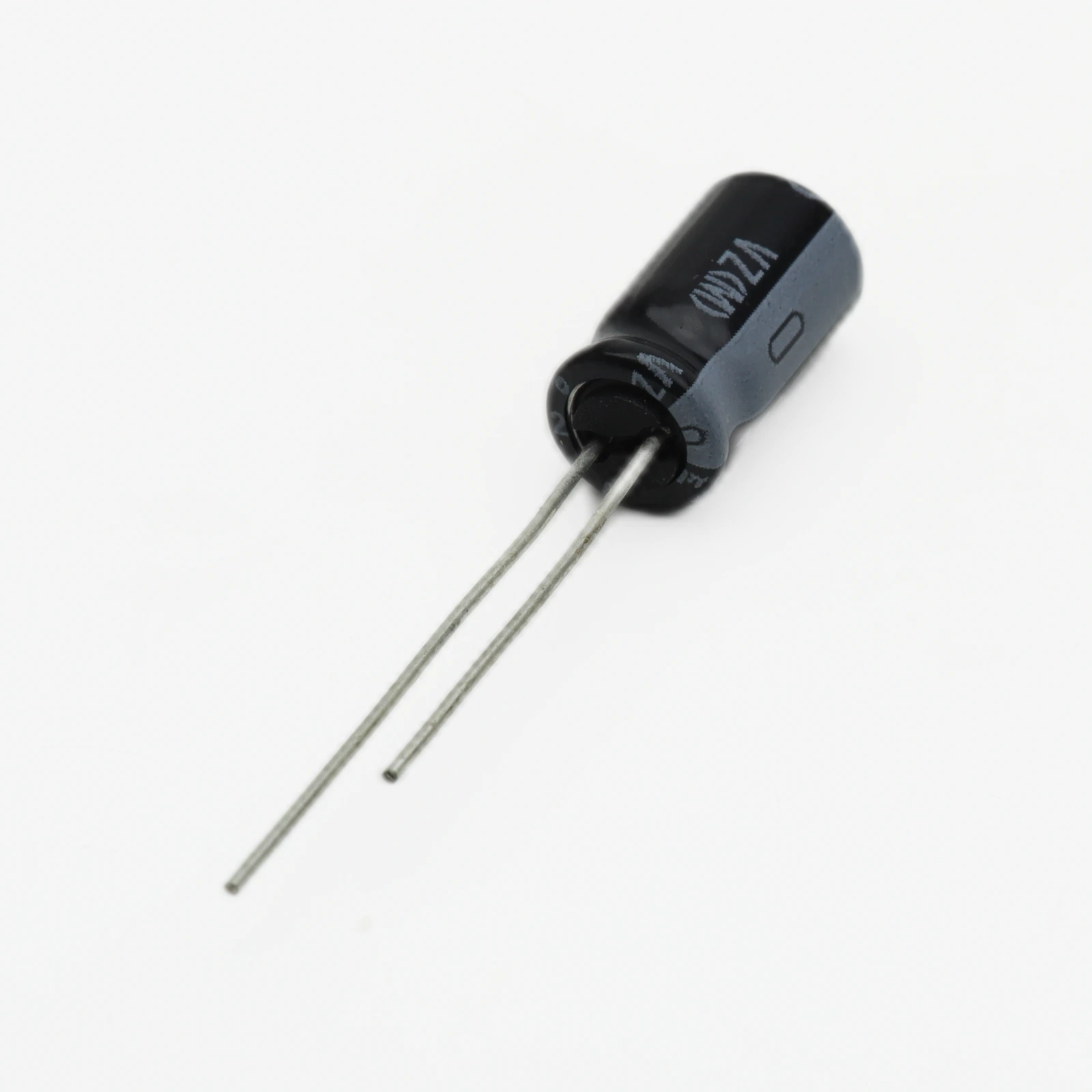 UVZ1H470MED от Nichicon фото 1